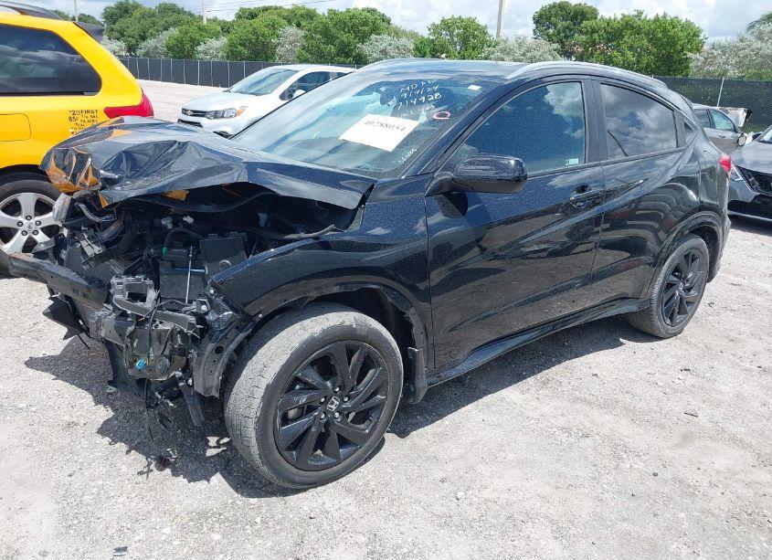 Photo 2 of 2022 Honda Hr-v 2WD SPORT (VIN 3CZRU5H14NM714928)