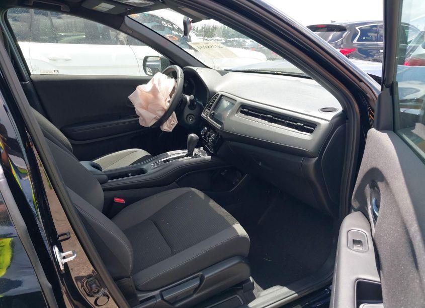 Photo 5 of 2022 Honda Hr-v 2WD SPORT (VIN 3CZRU5H14NM714928)