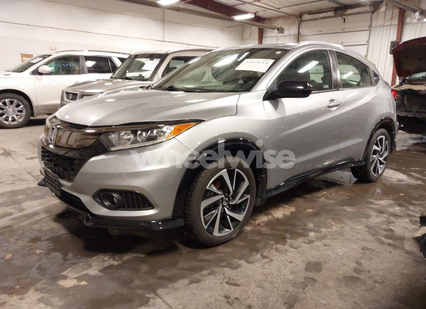 Photo 2 of 2019 Honda Hr-v SPORT (VIN 3CZRU5H15KG707576)