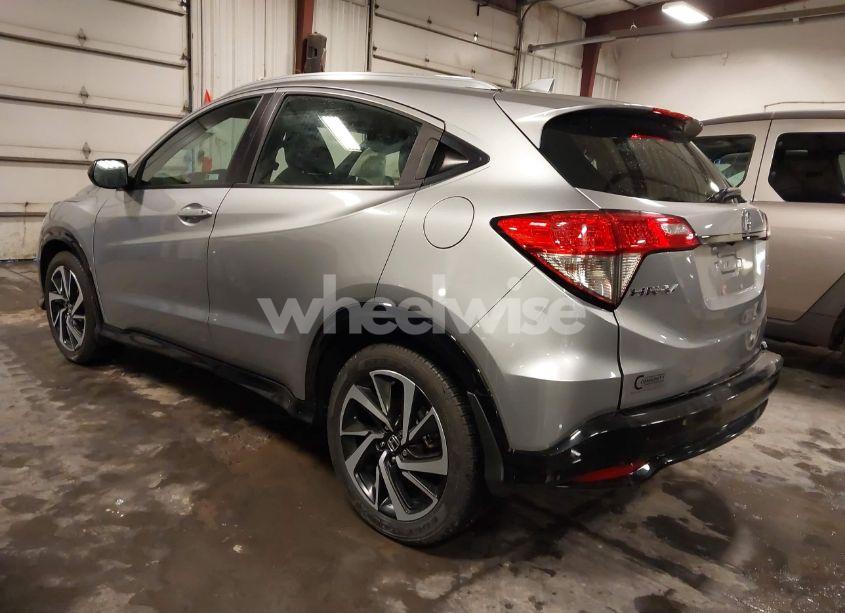 Photo 3 of 2019 Honda Hr-v SPORT (VIN 3CZRU5H15KG707576)