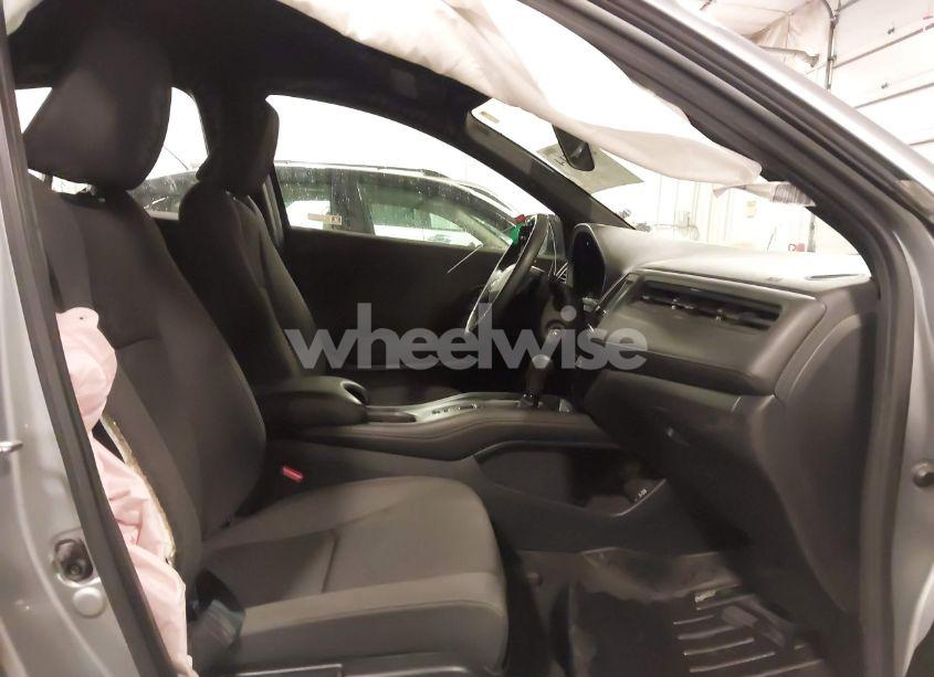 Photo 5 of 2019 Honda Hr-v SPORT (VIN 3CZRU5H15KG707576)