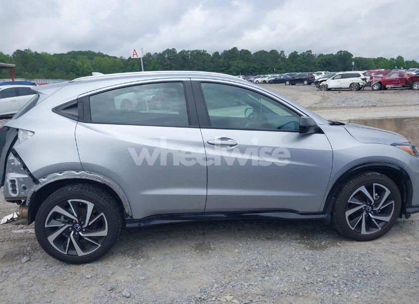 Photo 13 of 2019 Honda Hr-v SPORT (VIN 3CZRU5H15KM705182)
