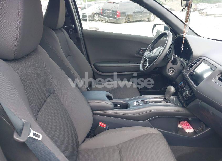 Photo 5 of 2019 Honda Hr-v SPORT (VIN 3CZRU5H15KM705182)