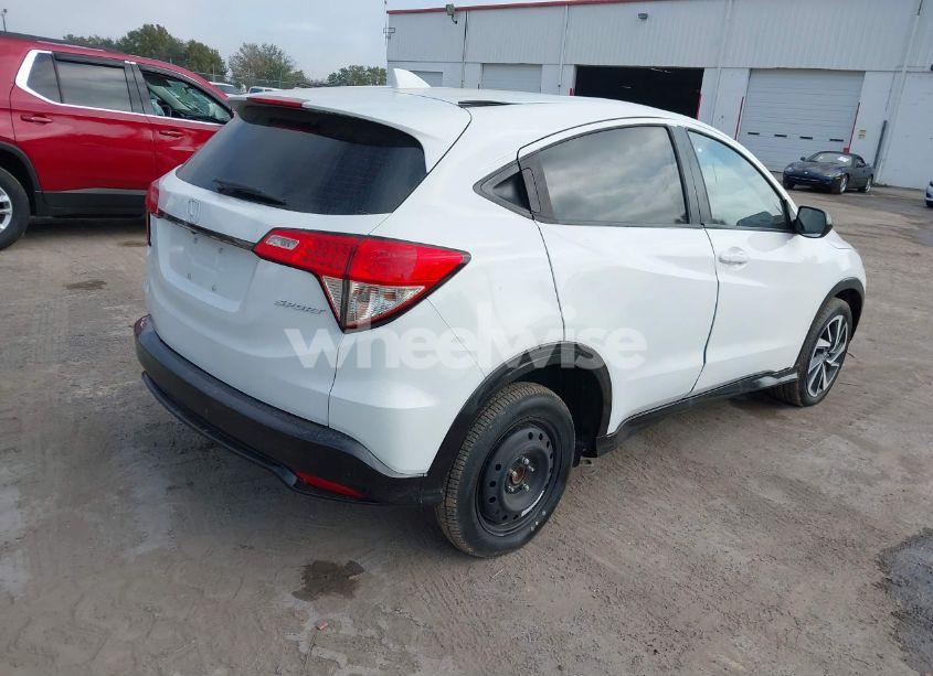 Photo 4 of 2020 Honda Hr-v 2WD SPORT (VIN 3CZRU5H15LM700923)