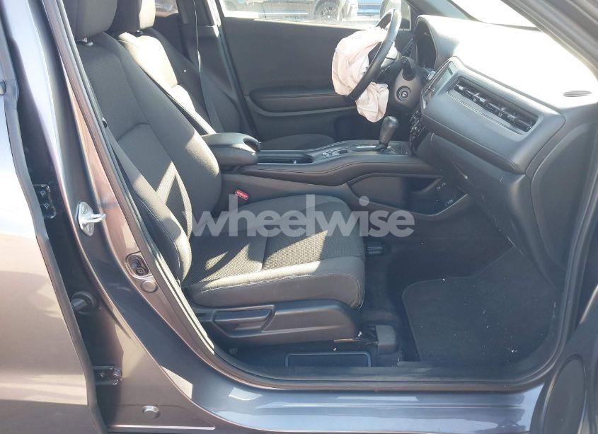 Photo 5 of 2022 Honda Hr-v 2WD SPORT (VIN 3CZRU5H15NM712170)