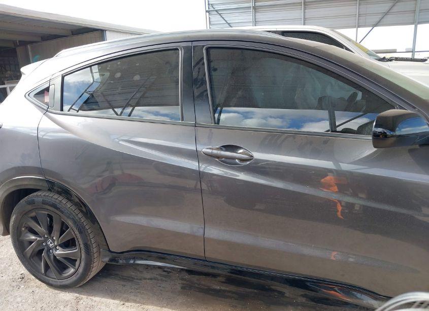 Photo 13 of 2022 Honda Hr-v 2WD SPORT (VIN 3CZRU5H16NM722951)