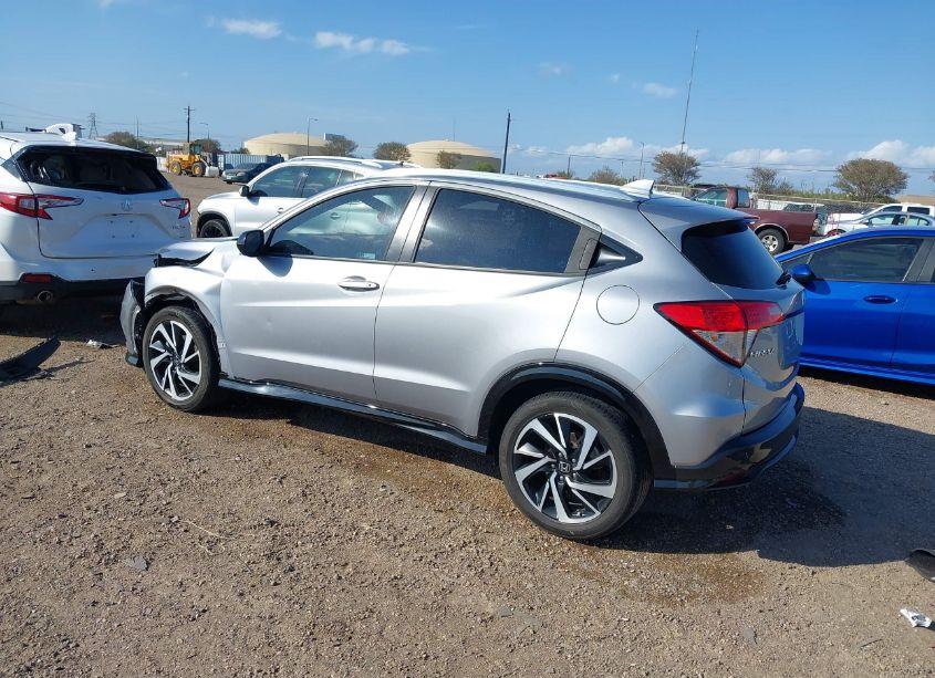 Photo 3 of 2020 Honda Hr-v 2WD SPORT (VIN 3CZRU5H17LM715973)