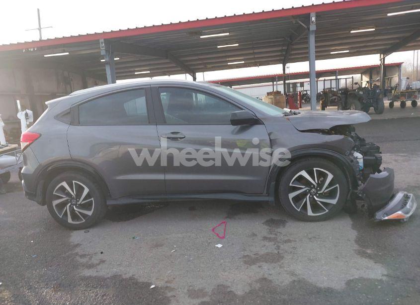 Photo 13 of 2019 Honda Hr-v SPORT (VIN 3CZRU5H18KG710178)