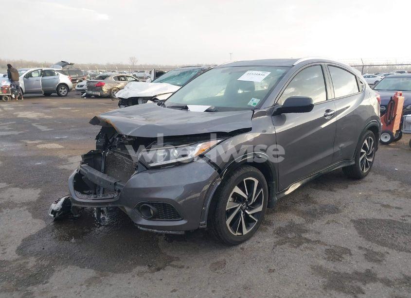 Photo 2 of 2019 Honda Hr-v SPORT (VIN 3CZRU5H18KG710178)