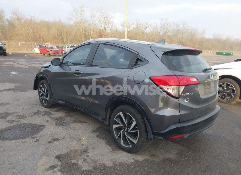 Photo 3 of 2019 Honda Hr-v SPORT (VIN 3CZRU5H18KG710178)
