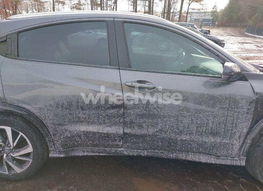 Photo 13 of 2019 Honda Hr-v SPORT (VIN 3CZRU5H18KG716210)