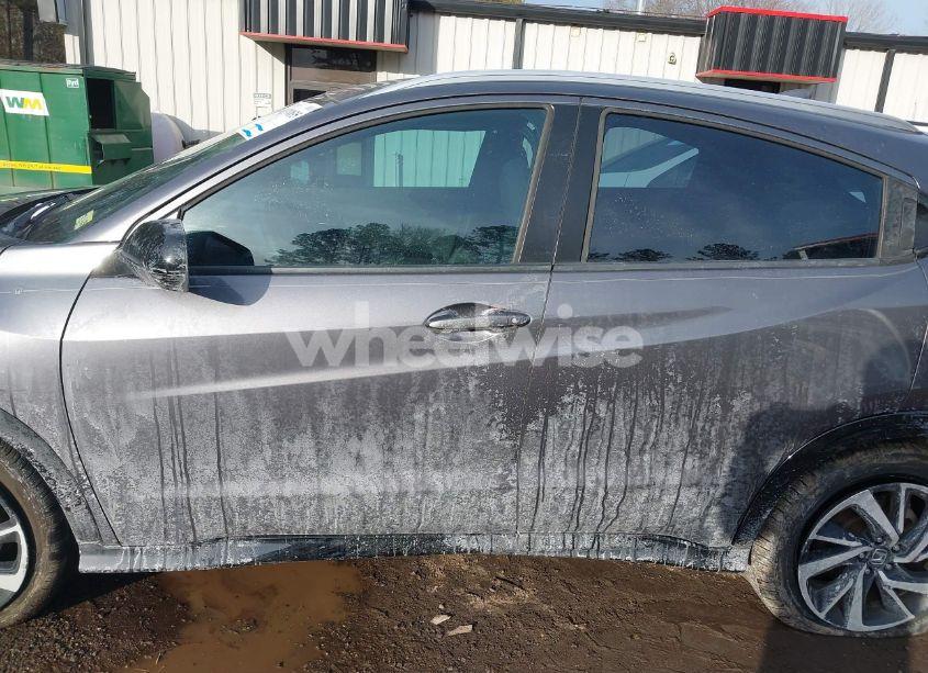 Photo 14 of 2019 Honda Hr-v SPORT (VIN 3CZRU5H18KG716210)