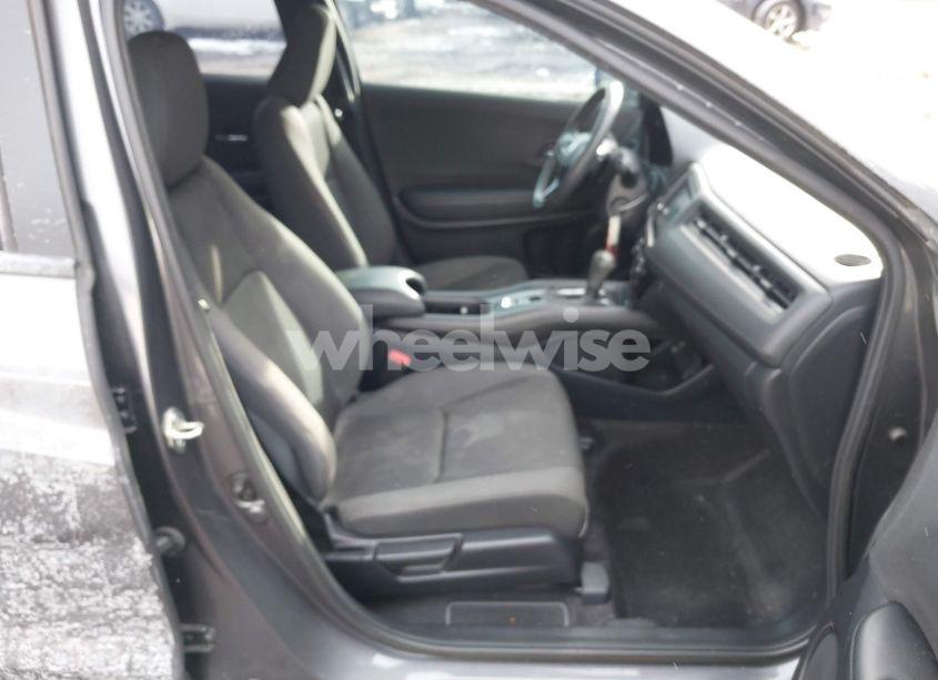 Photo 5 of 2019 Honda Hr-v SPORT (VIN 3CZRU5H18KG716210)