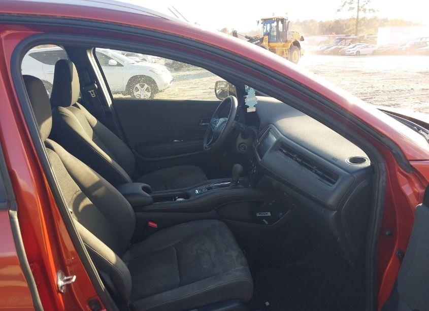 Photo 5 of 2019 Honda Hr-v SPORT (VIN 3CZRU5H18KM702549)