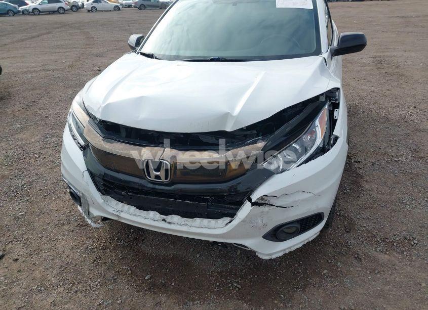 Photo 6 of 2019 Honda Hr-v SPORT (VIN 3CZRU5H18KM706875)