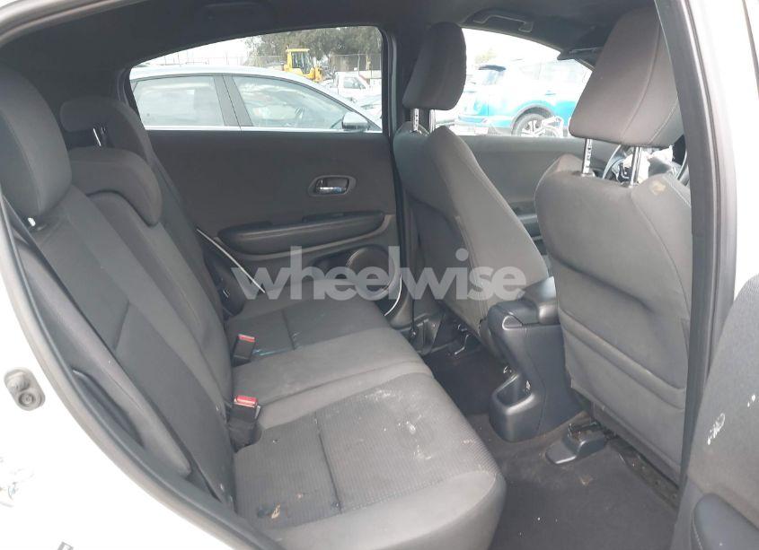 Photo 8 of 2019 Honda Hr-v SPORT (VIN 3CZRU5H18KM706875)