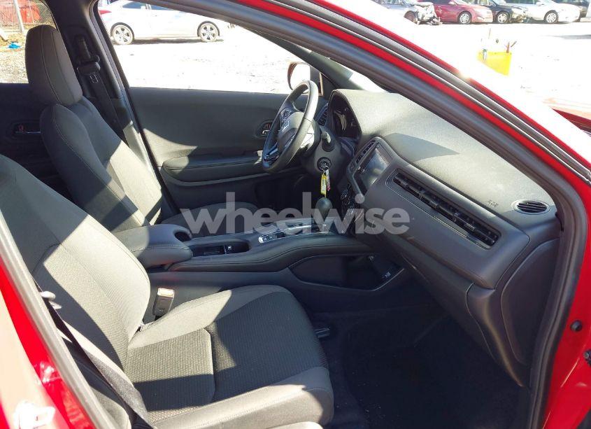 Photo 5 of 2022 Honda Hr-v 2WD SPORT (VIN 3CZRU5H18NM703270)