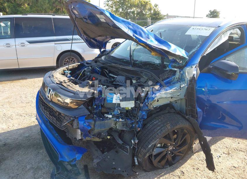 Photo 6 of 2022 Honda Hr-v 2WD SPORT (VIN 3CZRU5H18NM731330)
