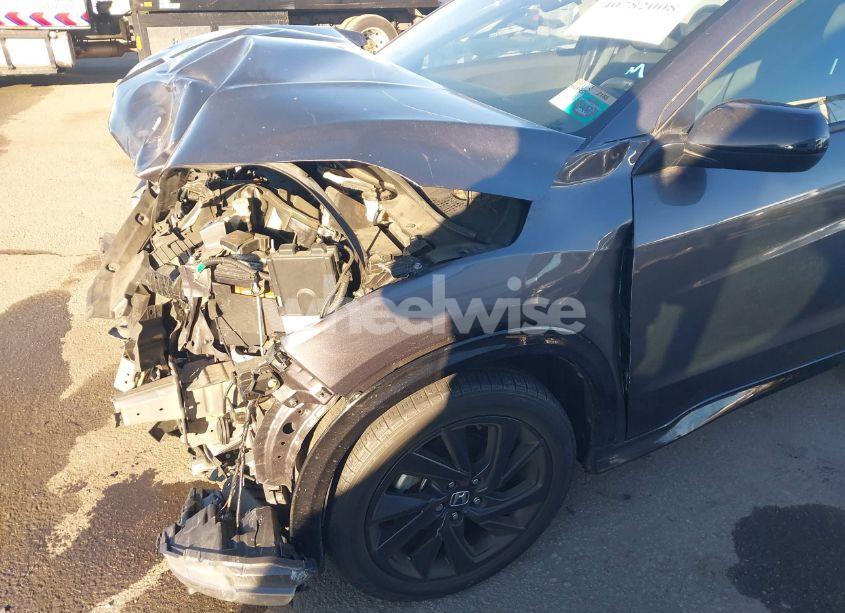 Photo 18 of 2022 Honda Hr-v 2WD SPORT (VIN 3CZRU5H18NM731893)