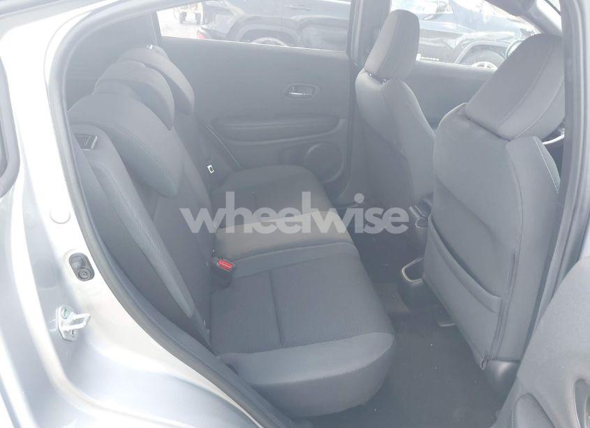 Photo 8 of 2022 Honda Hr-v 2WD SPORT (VIN 3CZRU5H18NM734812)