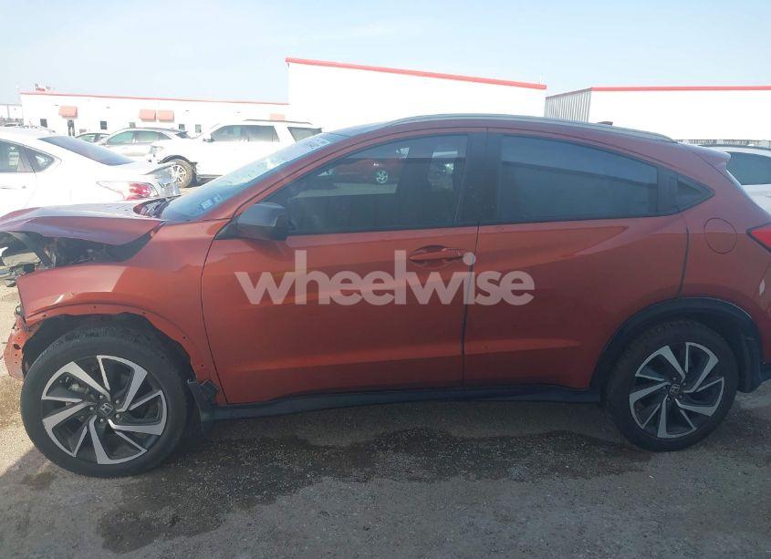 Photo 13 of 2019 Honda Hr-v SPORT (VIN 3CZRU5H19KG700663)