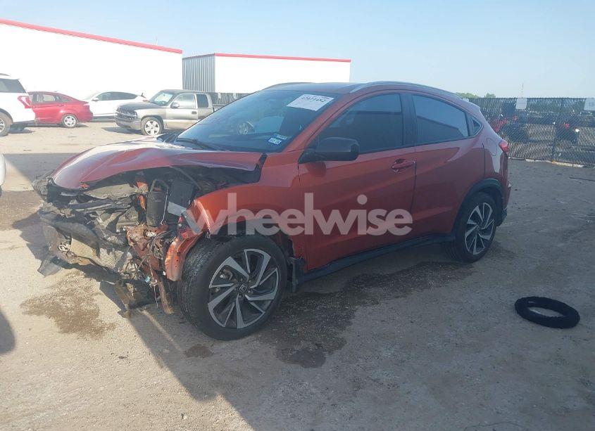 Photo 2 of 2019 Honda Hr-v SPORT (VIN 3CZRU5H19KG700663)