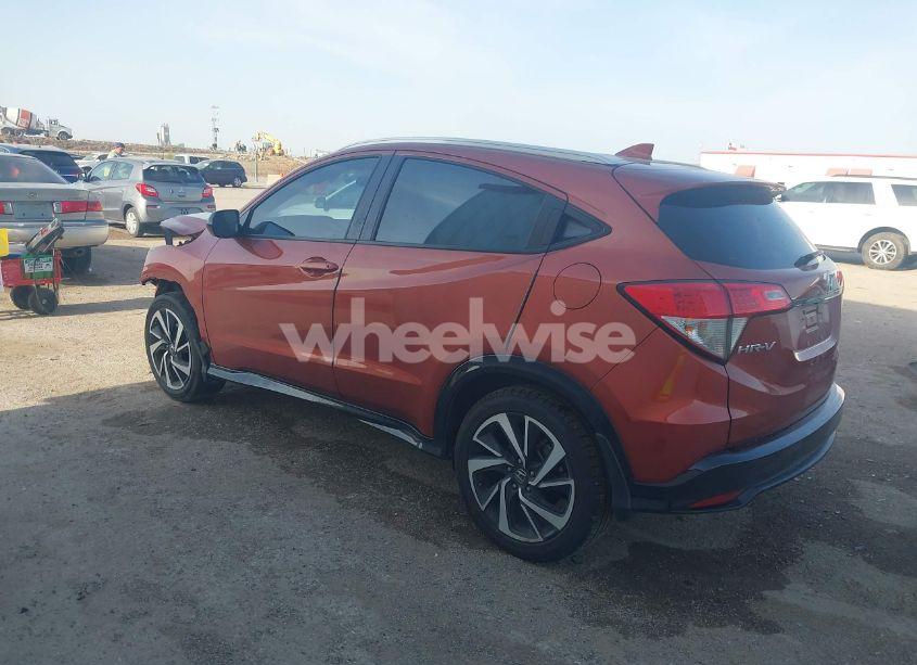 Photo 3 of 2019 Honda Hr-v SPORT (VIN 3CZRU5H19KG700663)