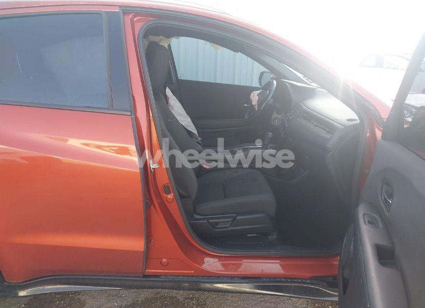 Photo 5 of 2019 Honda Hr-v SPORT (VIN 3CZRU5H19KG700663)