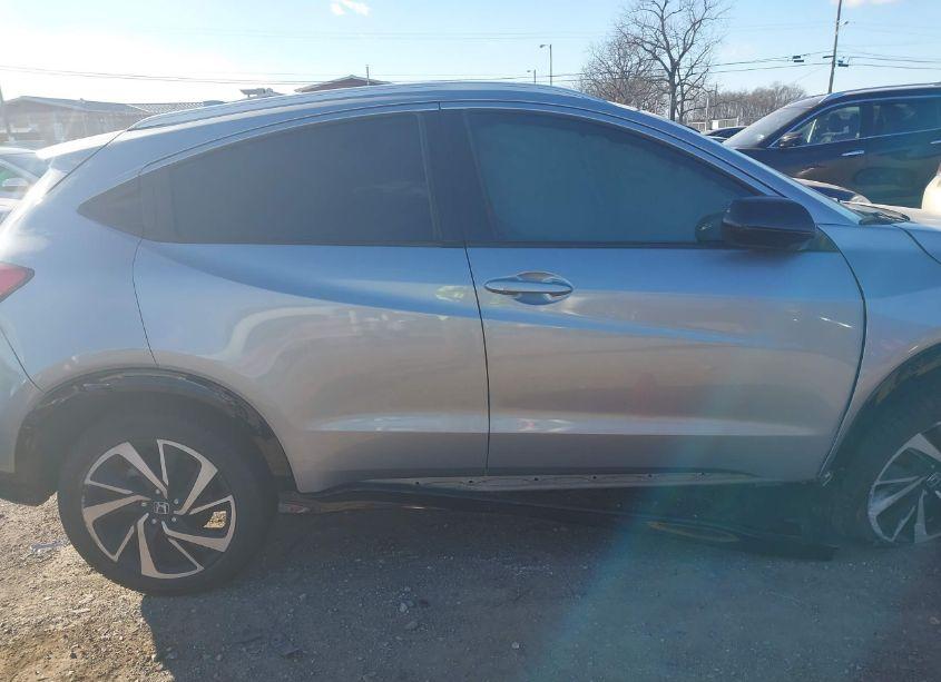 Photo 13 of 2019 Honda Hr-v SPORT (VIN 3CZRU5H19KG715437)