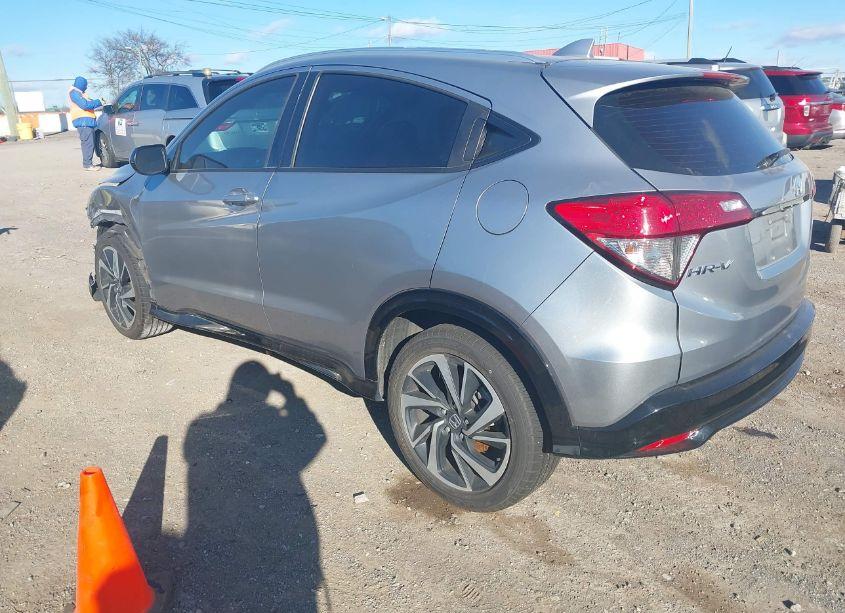 Photo 3 of 2019 Honda Hr-v SPORT (VIN 3CZRU5H19KG715437)