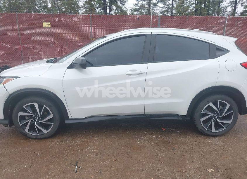 Photo 15 of 2019 Honda Hr-v SPORT (VIN 3CZRU5H19KM708070)