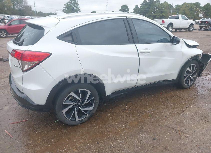 Photo 4 of 2019 Honda Hr-v SPORT (VIN 3CZRU5H19KM708070)