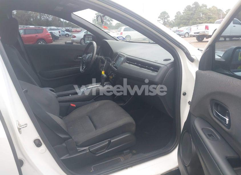 Photo 5 of 2019 Honda Hr-v SPORT (VIN 3CZRU5H19KM708070)