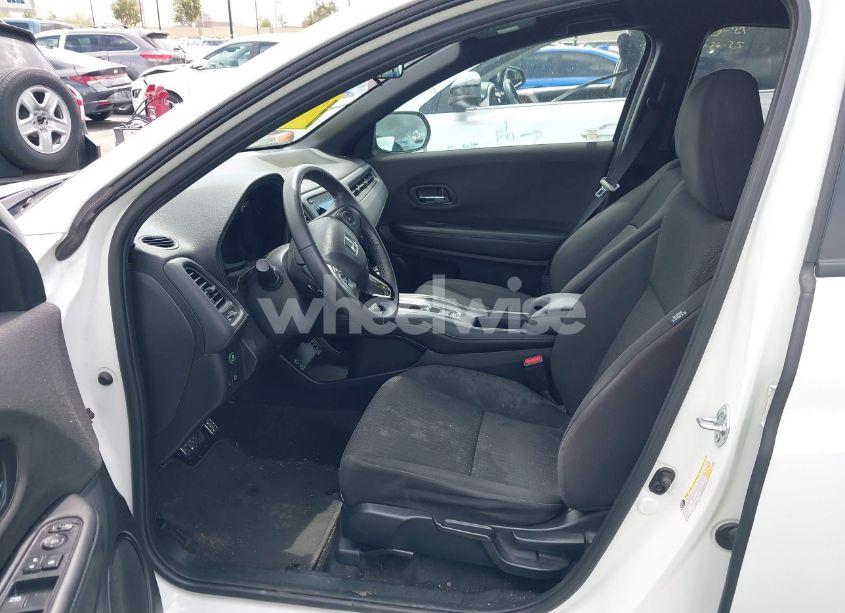 Photo 5 of 2022 Honda Hr-v 2WD SPORT (VIN 3CZRU5H19NM703181)