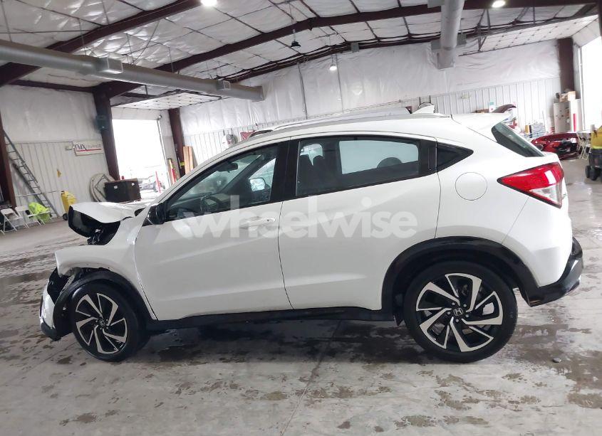 Photo 15 of 2019 Honda Hr-v SPORT (VIN 3CZRU5H1XKM707526)