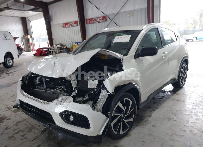 Photo 6 of 2019 Honda Hr-v SPORT (VIN 3CZRU5H1XKM707526)