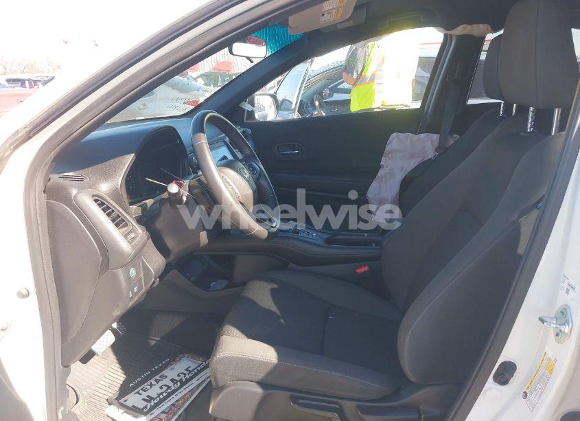 Photo 5 of 2021 Honda Hr-v 2WD SPORT (VIN 3CZRU5H1XMM725351)