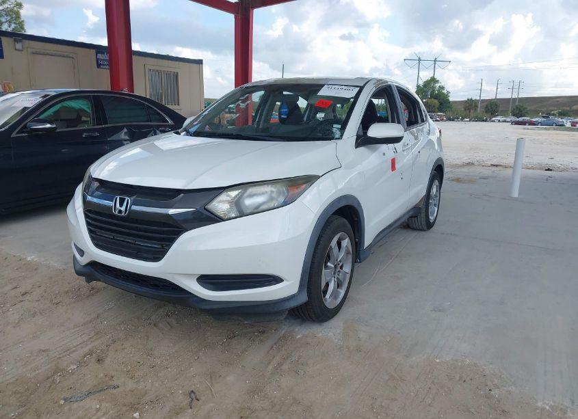 Photo 2 of 2016 Honda Hr-v LX (VIN 3CZRU5H30GM722027)