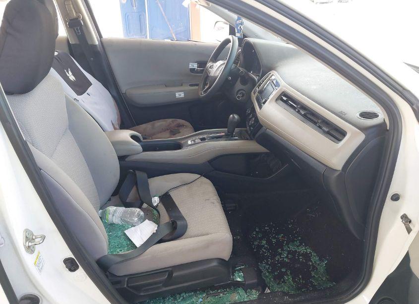 Photo 5 of 2016 Honda Hr-v LX (VIN 3CZRU5H30GM722027)