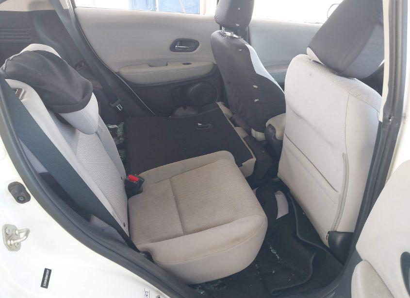 Photo 8 of 2016 Honda Hr-v LX (VIN 3CZRU5H30GM722027)