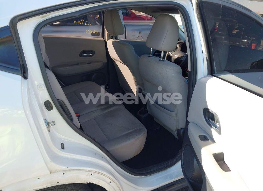 Photo 8 of 2016 Honda Hr-v LX (VIN 3CZRU5H30GM735201)