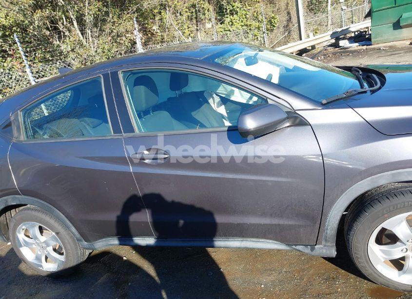 Photo 13 of 2016 Honda Hr-v LX (VIN 3CZRU5H30GM739202)