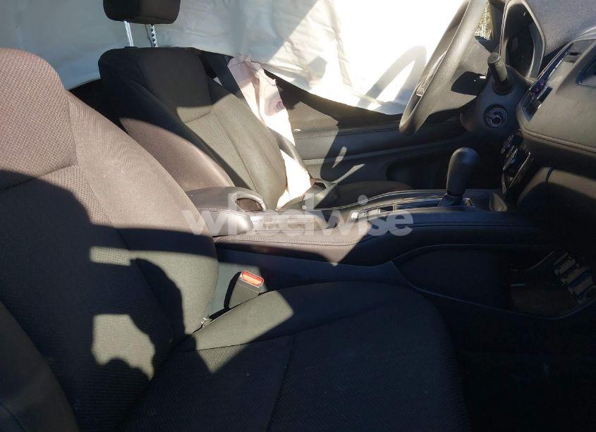 Photo 5 of 2016 Honda Hr-v LX (VIN 3CZRU5H30GM739202)