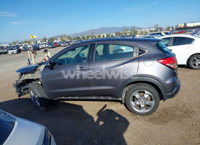 Photo 15 of 2017 Honda Hr-v LX (VIN 3CZRU5H30HG705065)