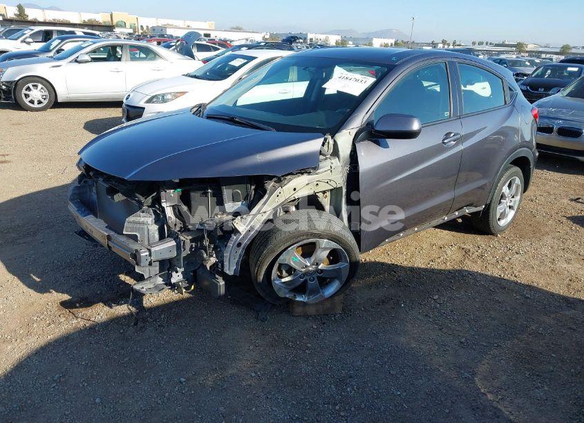 Photo 2 of 2017 Honda Hr-v LX (VIN 3CZRU5H30HG705065)