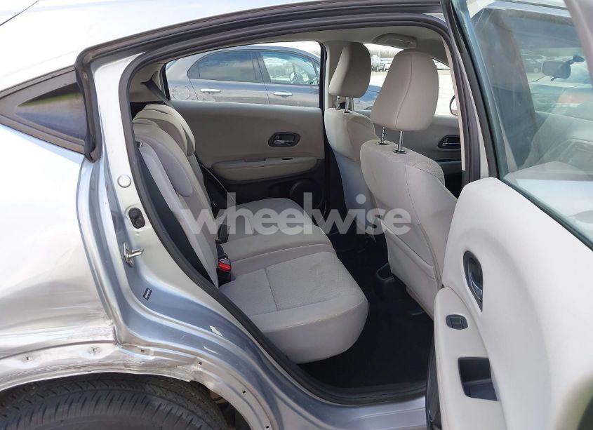 Photo 8 of 2017 Honda Hr-v LX (VIN 3CZRU5H30HG709570)