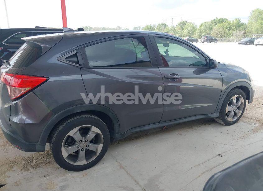 Photo 13 of 2017 Honda Hr-v LX (VIN 3CZRU5H30HM710106)