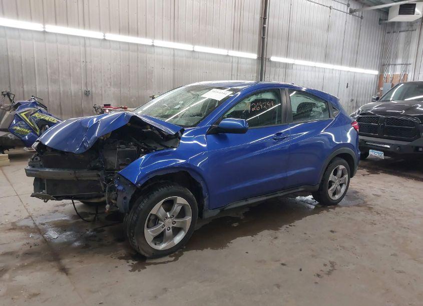 Photo 2 of 2018 Honda Hr-v LX (VIN 3CZRU5H30JM704330)