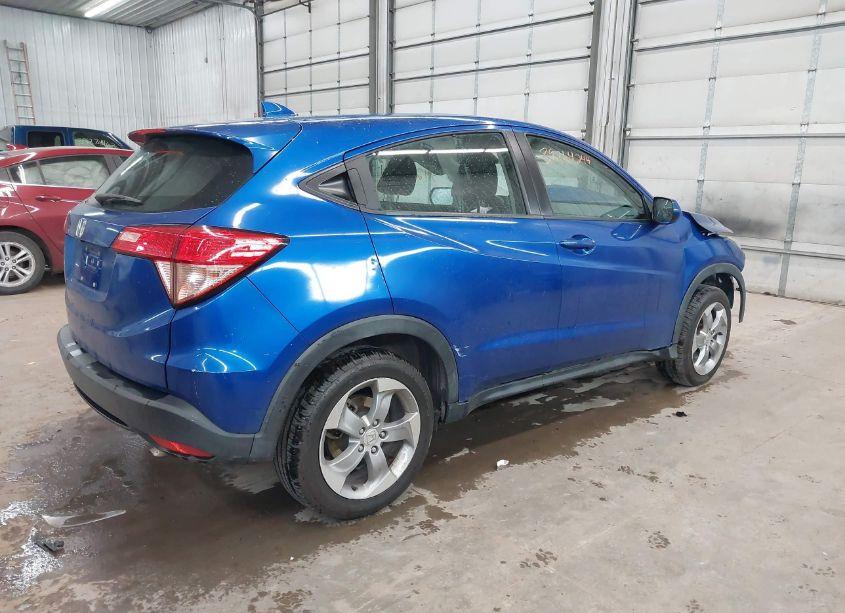 Photo 4 of 2018 Honda Hr-v LX (VIN 3CZRU5H30JM704330)