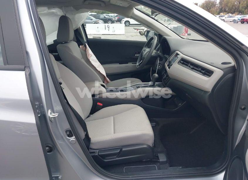 Photo 5 of 2021 Honda Hr-v 2WD LX (VIN 3CZRU5H30MM705496)